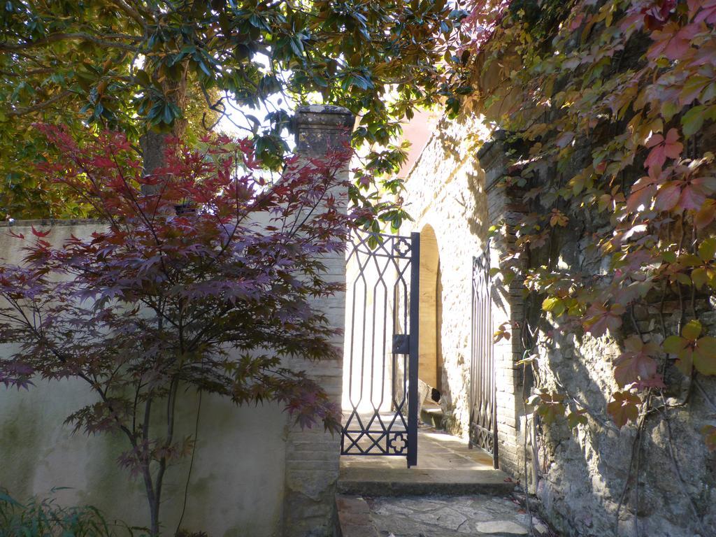 Villa Humbourg Certaldo Buitenkant foto